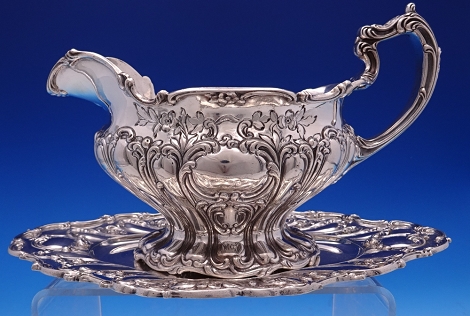 Gravy Boat Grand w/ underplate 7 1/4
